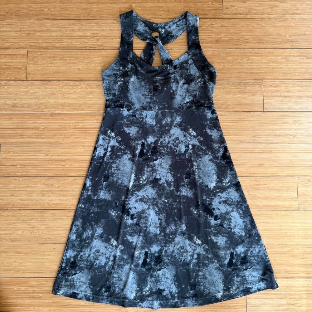 Tek Gear Abstract Marble Workout Dress XS Built In Bra Strappy Back Lightweight